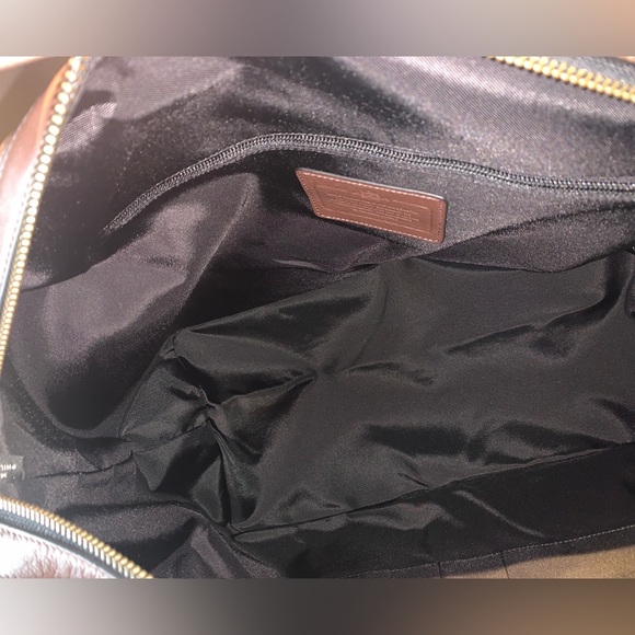 Coach Voyager Signature Travel Bag - Picture 3 of 9